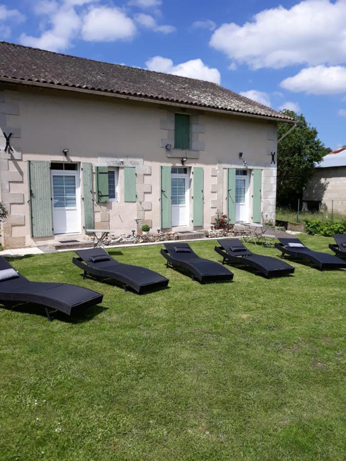 Hotes De L'Isle Saint-Medard-de-Mussidan Buitenkant foto