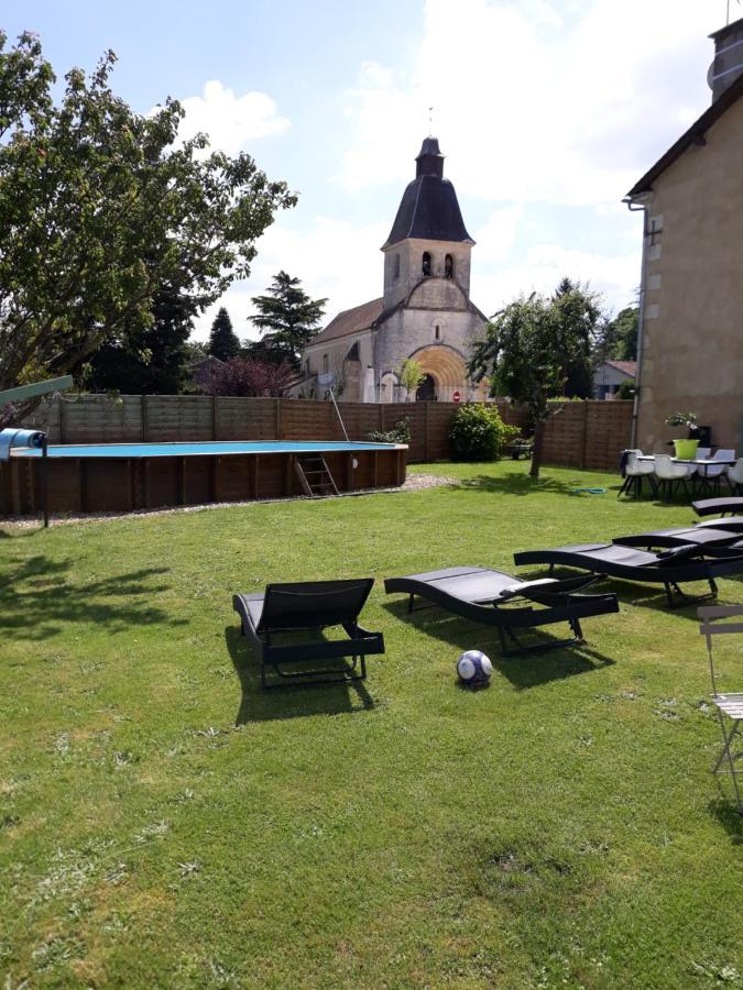 Hotes De L'Isle Saint-Medard-de-Mussidan Buitenkant foto