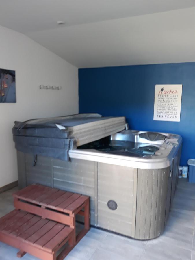 Hotes De L'Isle Saint-Medard-de-Mussidan Buitenkant foto