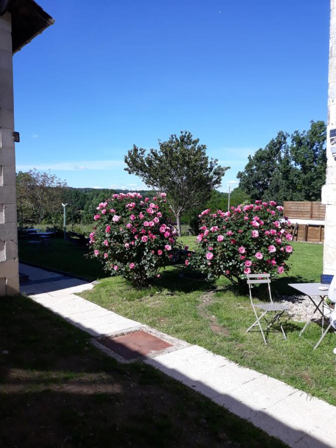 Hotes De L'Isle Saint-Medard-de-Mussidan Buitenkant foto