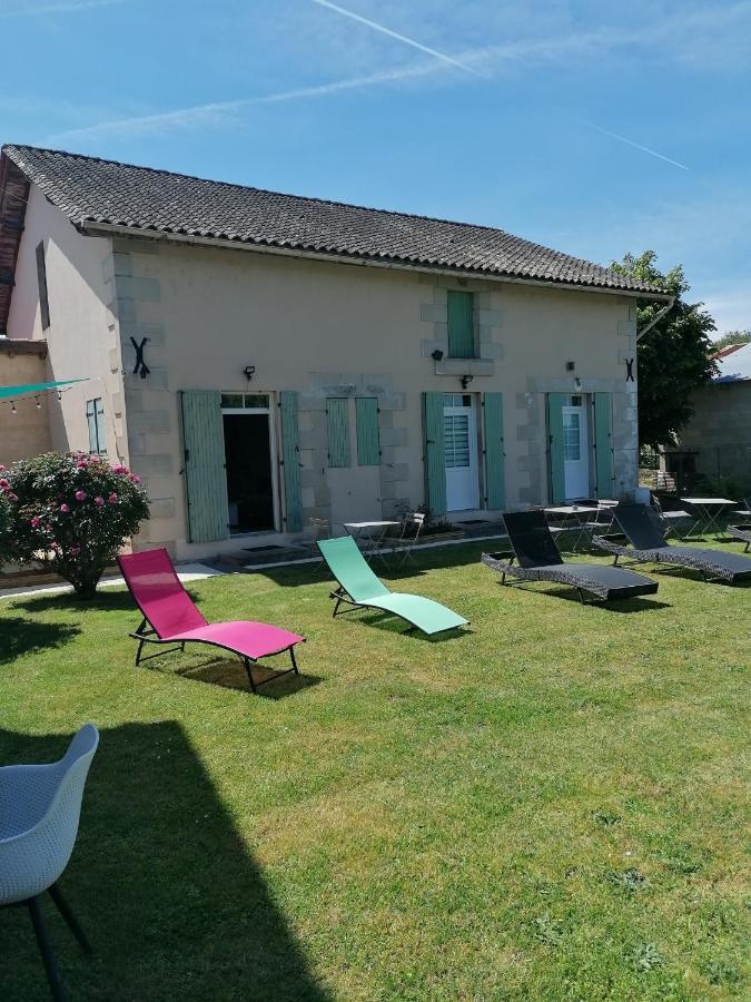 Hotes De L'Isle Saint-Medard-de-Mussidan Buitenkant foto